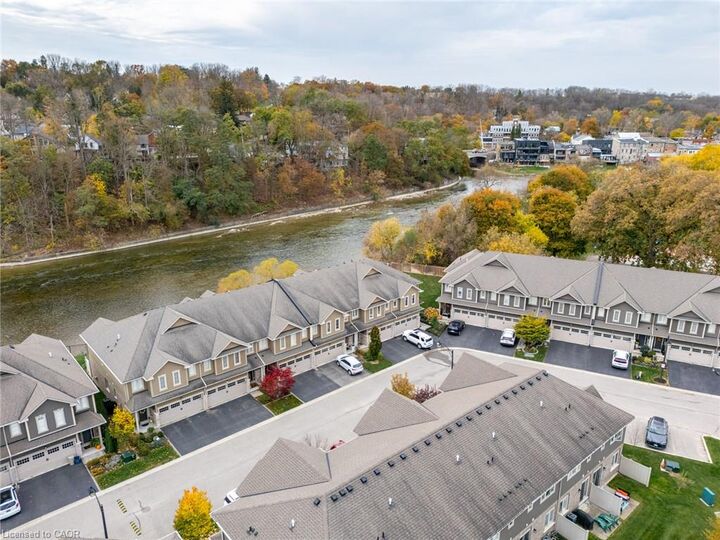 Property Photo:  80 Willow Street 20  ON N3L 0C6 