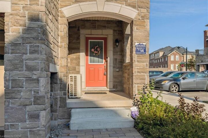 Property Photo:  445 Brooklyn Common  ON L6H 3P4 