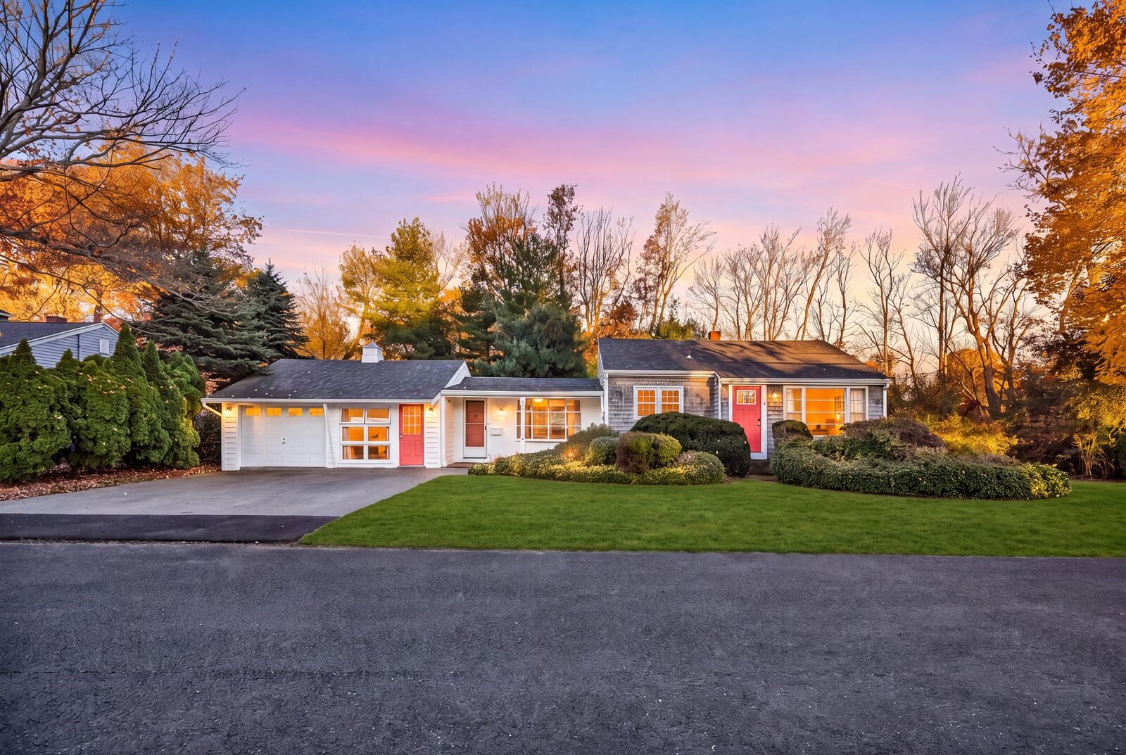 Property Photo:  7 Meaders Ln  MA 01952 