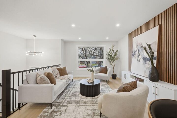 Property Photo:  311 Templeside Circle NE  AB T1Y 3M1 