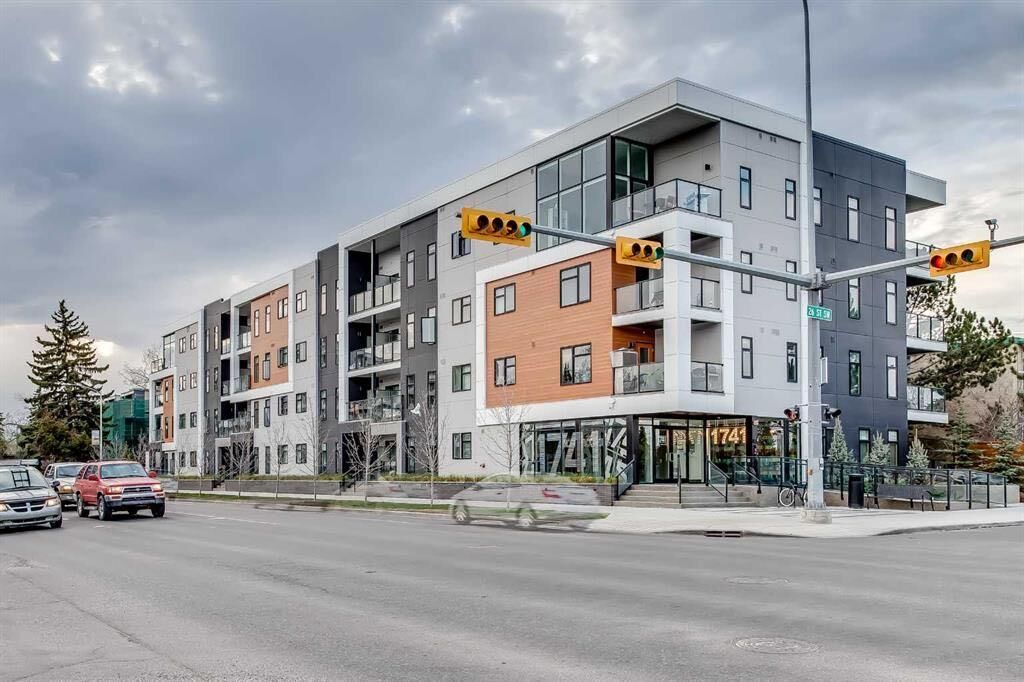 Property Photo:  2702 17 Avenue SW 208  AB T3E 8A5 