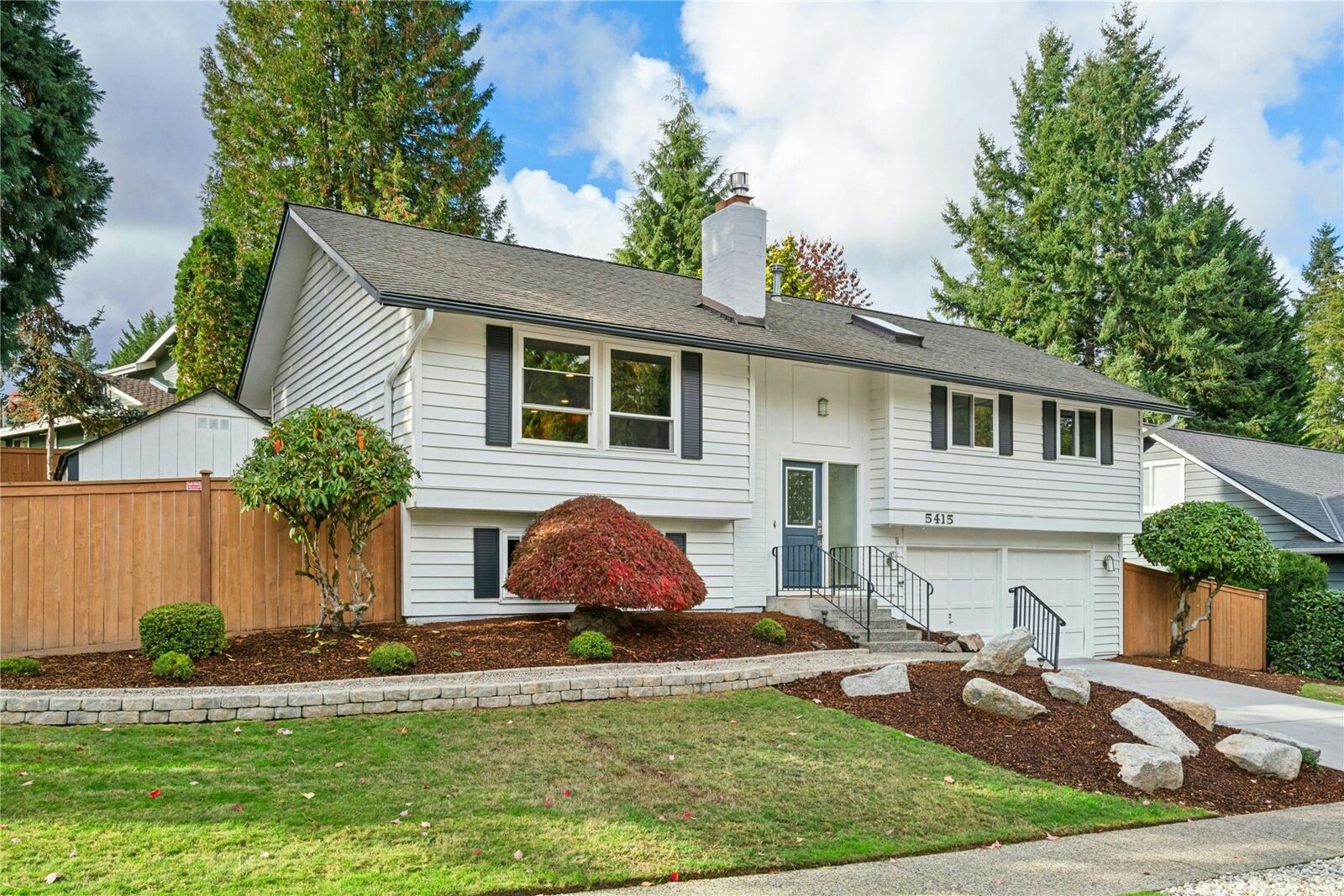 Property Photo:  5415  159th Place NE  WA 98052 