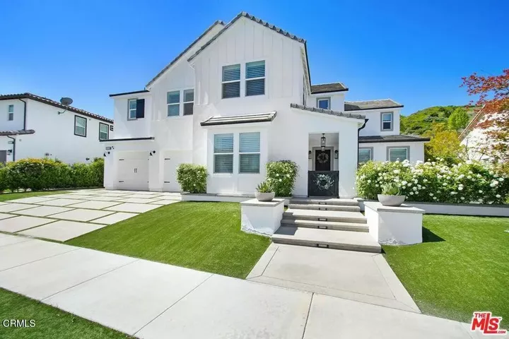 Property Photo: 18718 Juniper Springs Drive CA 91387