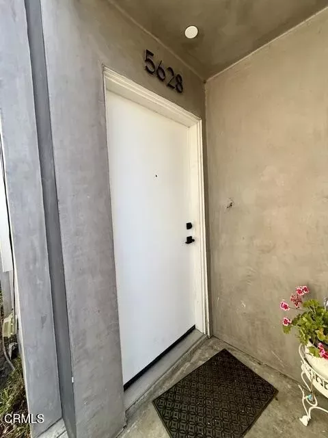 Property Photo:  5628 Auckland Avenue  CA 91601 