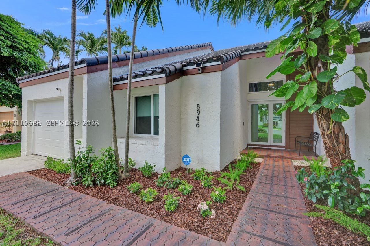 Property Photo:  8946 SW 150th Ct Cir E  FL 33196 