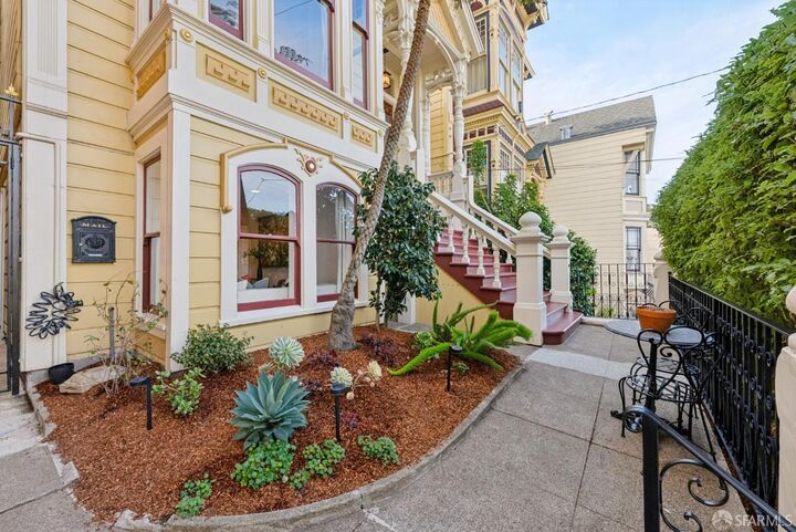 Property Photo: 4327-4329 20th Street CA 94114
