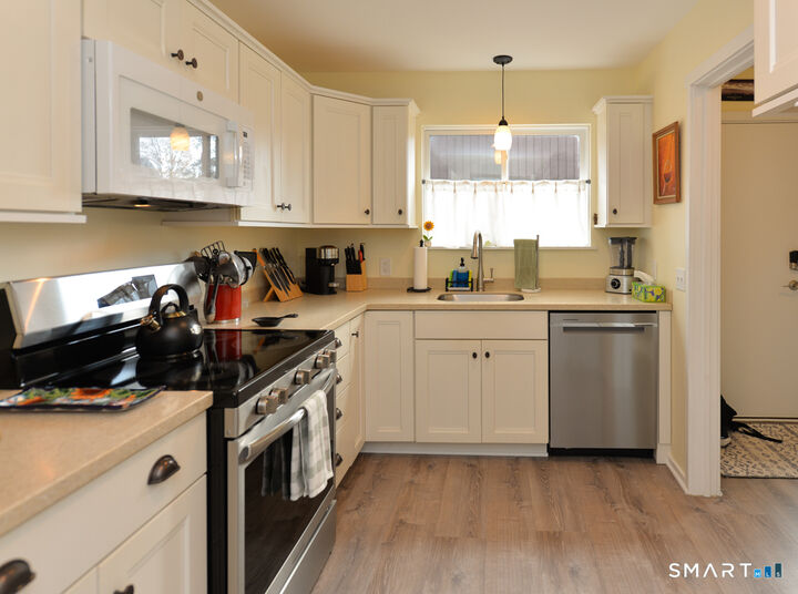 Property Photo:  247 Heritage Village C  CT 06488 