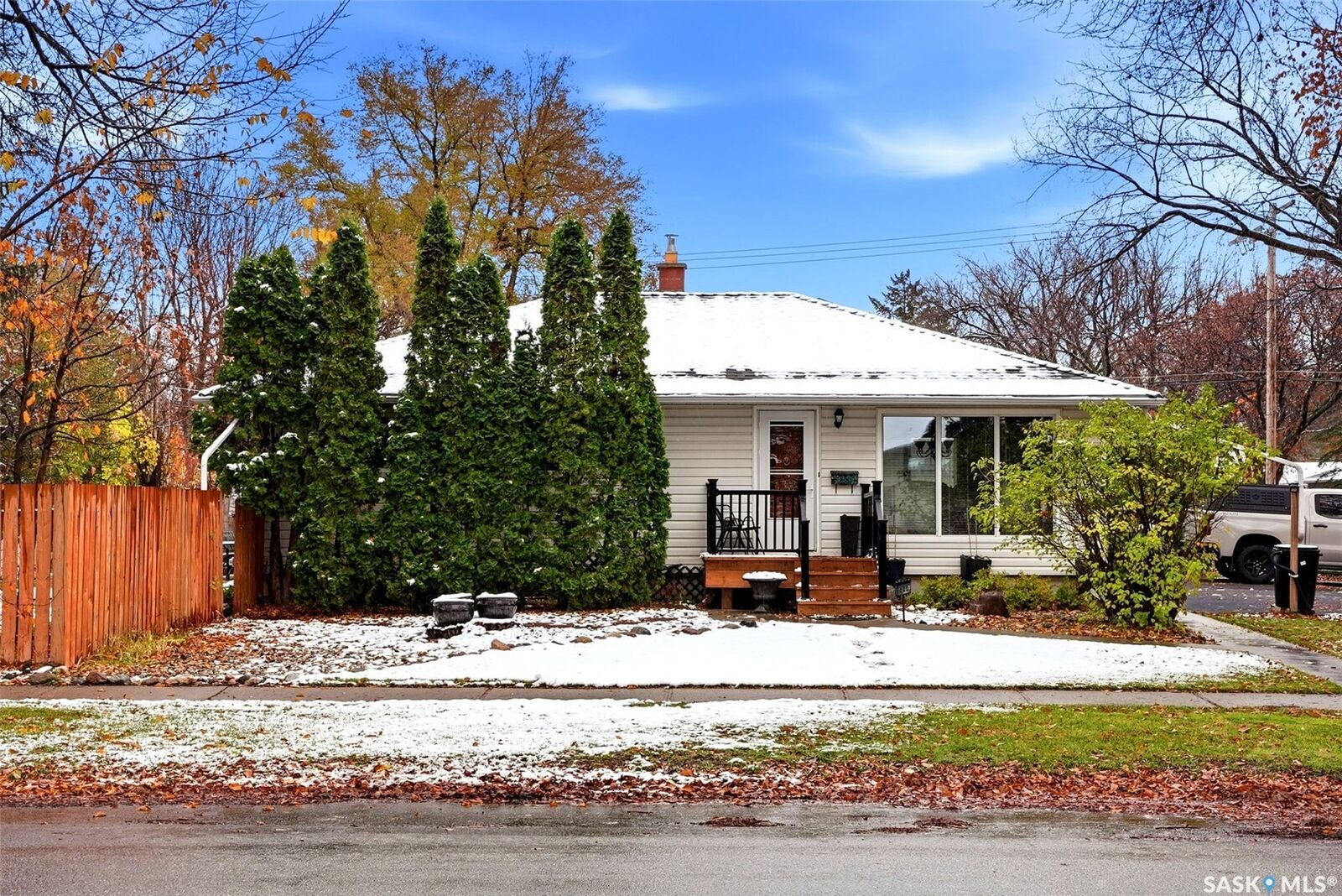 Property Photo: 440 Balfour Drive SK S4S 4J9