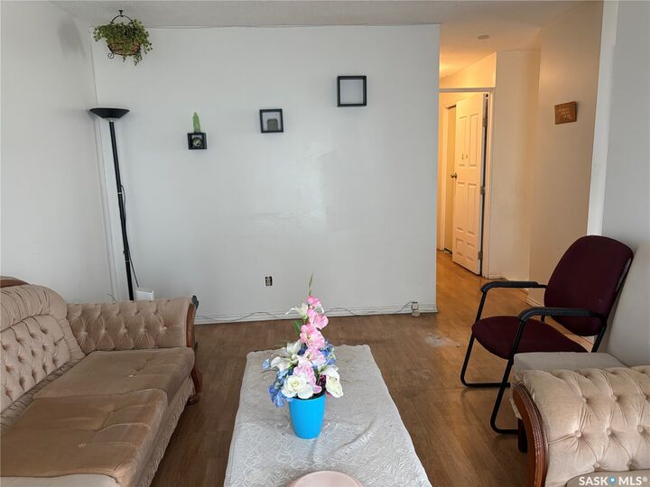 Property Photo:  3753 Fairlight Drive  SK S7M 4K1 