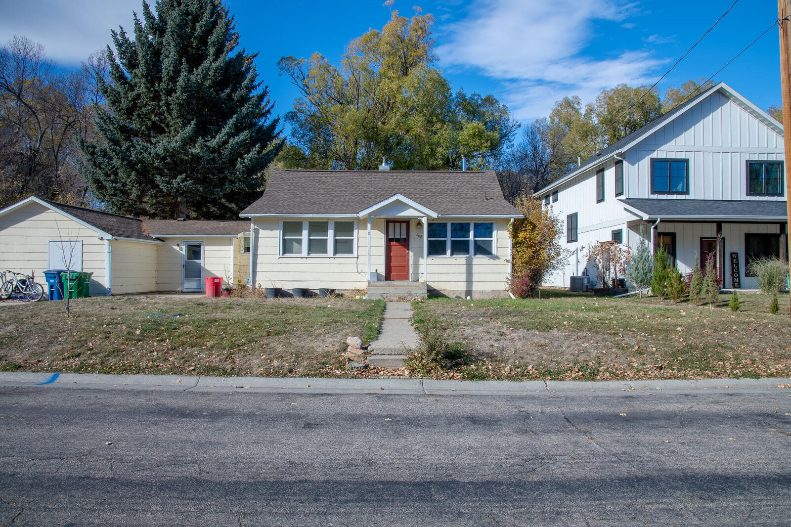Property Photo: 406 Schiller Street WY 82801