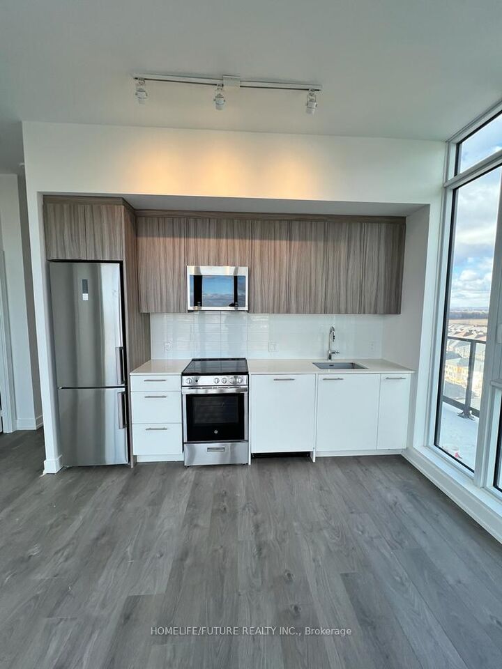 Property Photo: 215 Veterans Drive 1204 ON L7A 5L6
