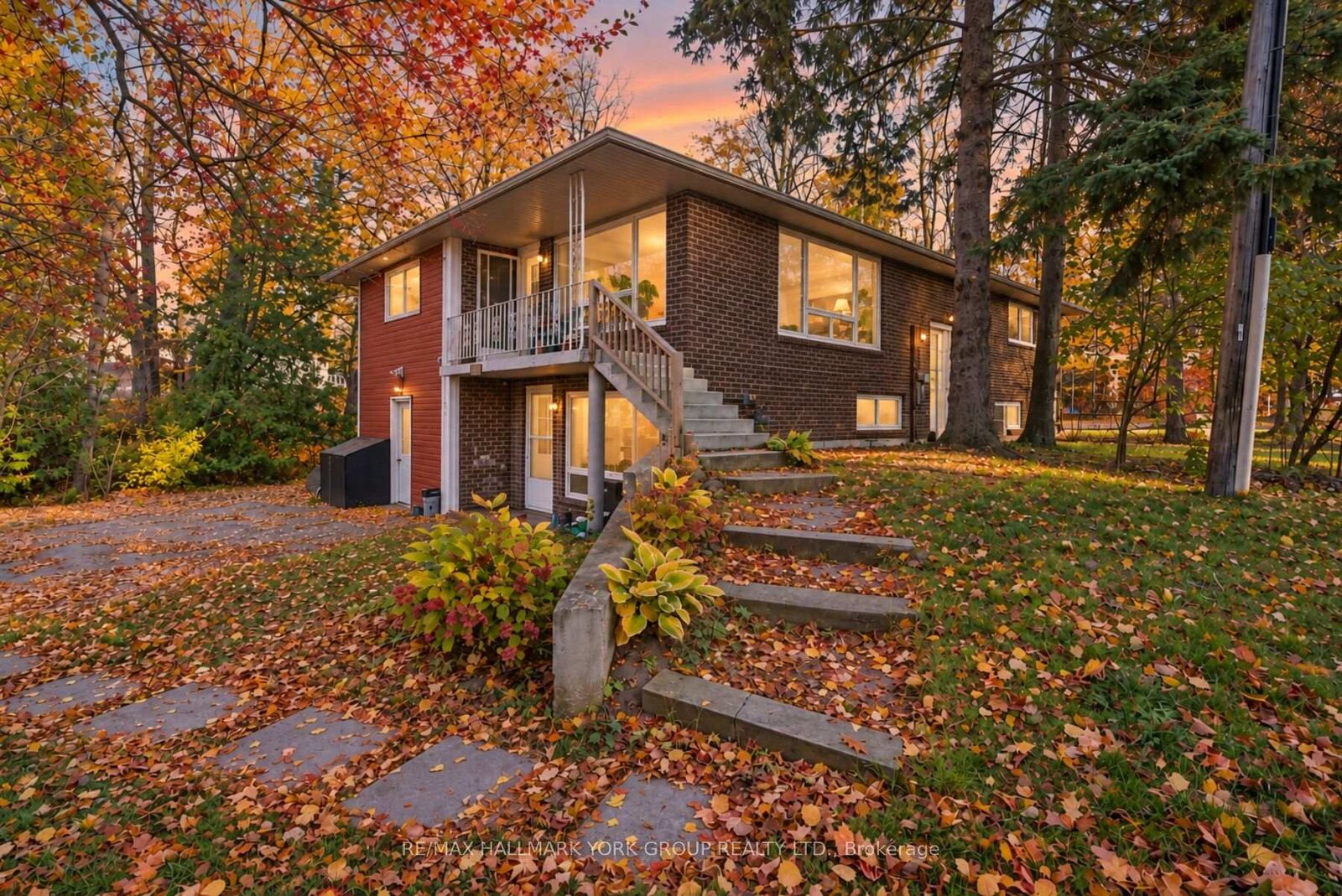 Property Photo:  779 South Drive  ON L0E 1L0 