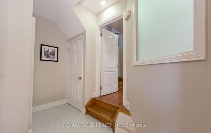 Property Photo:  171 Fernforest Drive  ON L6R 1T7 