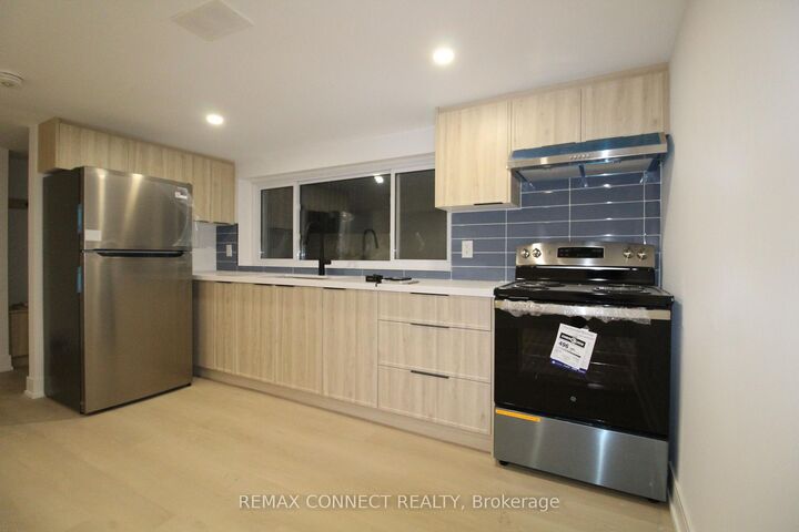 Property Photo: 12 Longbridge Road Lower - 2 Bedroom ON L4J 1L5