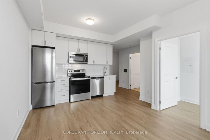 Property Photo:  3240 William Coltson Avenue 911  ON L6H 8C8 