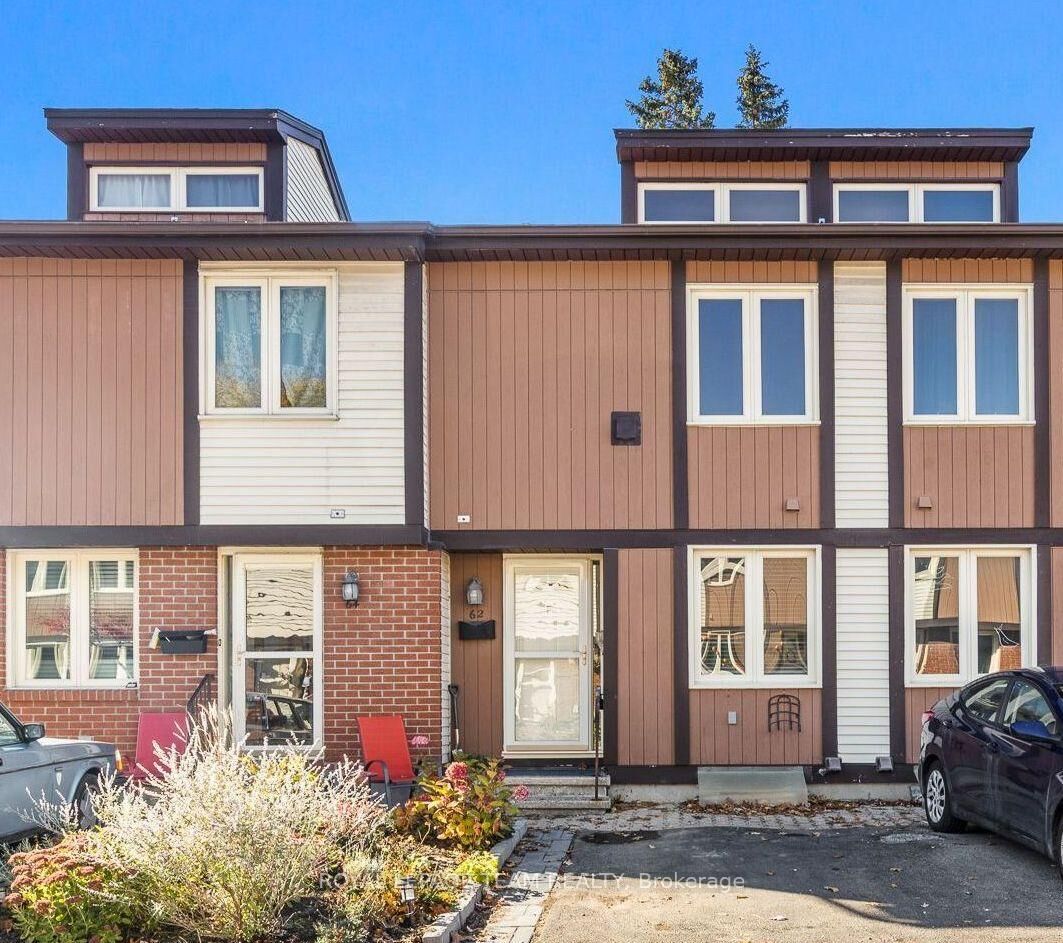 Property Photo:  811 Connaught Avenue 62  ON K2B 8K3 