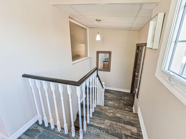 Property Photo:  677 Mortimer Avenue Upper  ON M4C 2K1 