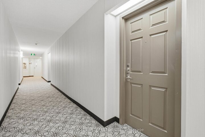 Property Photo:  309 Major Mackenzie Avenue 611  ON L4V 9Y5 