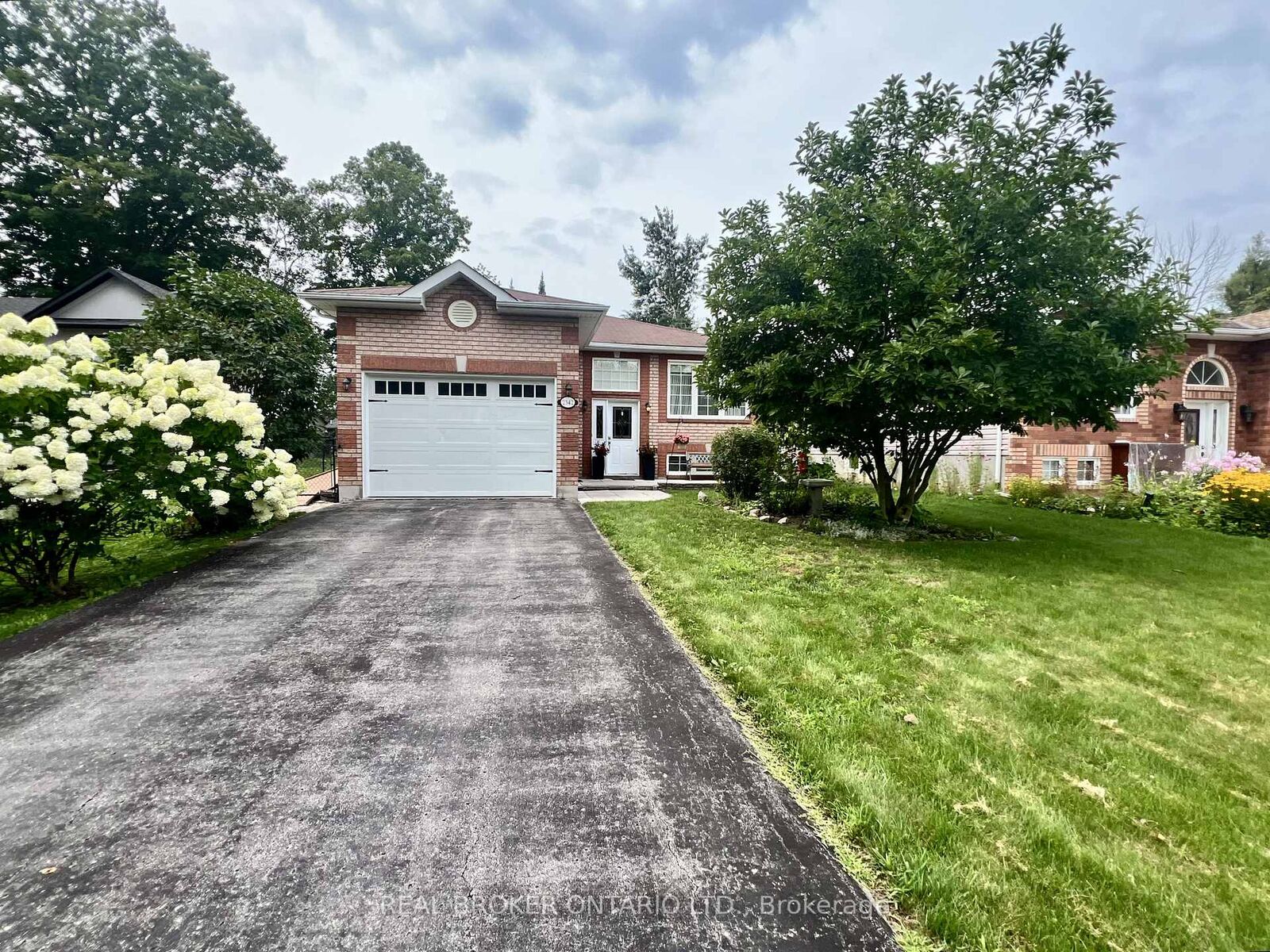 Property Photo:  2342 Somers Boulevard  ON L9S 2E8 