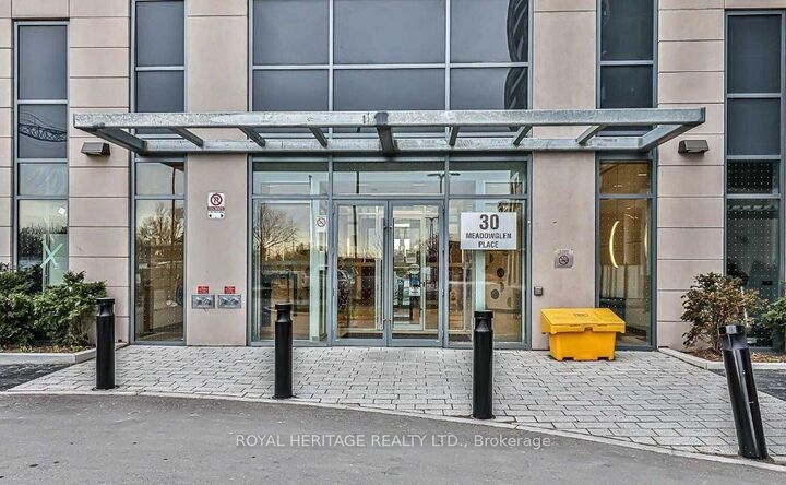 Property Photo:  30 Meadowglen Place 502  ON M1G 0A6 