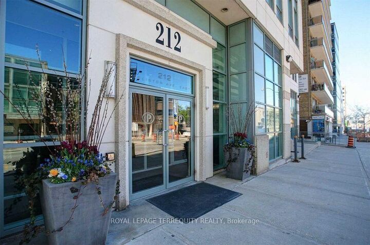 Property Photo: 212 Eglinton Avenue E 404 ON M4P 0A3