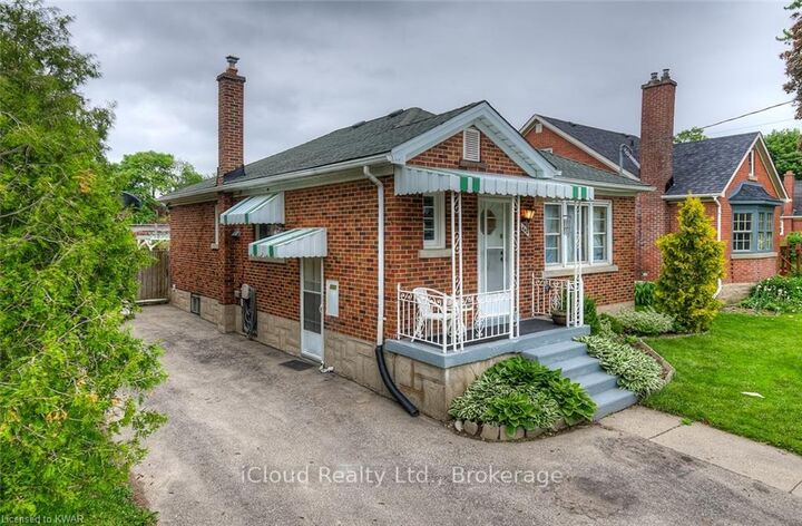 Property Photo:  444 Stirling Avenue S  ON N2M 3J1 