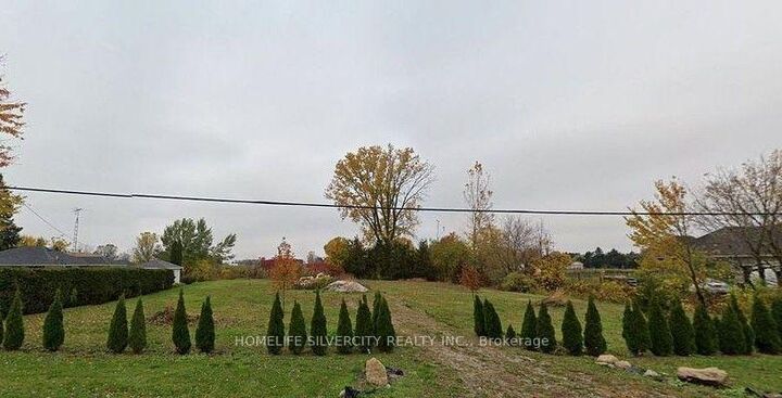 Property Photo:  927 McNaughton Avenue E  ON N7L 0E3 