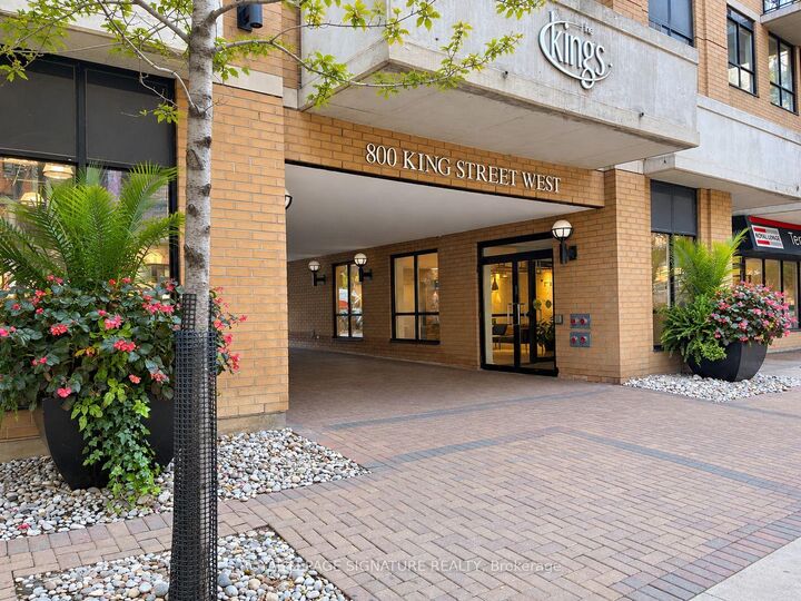 Property Photo:  800 King Street W 211  ON M5V 3M7 
