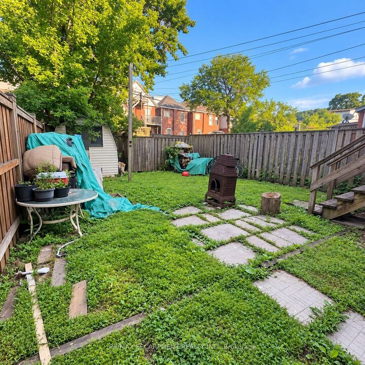 Property Photo:  33 Cedar Avenue  ON L8M 3A6 