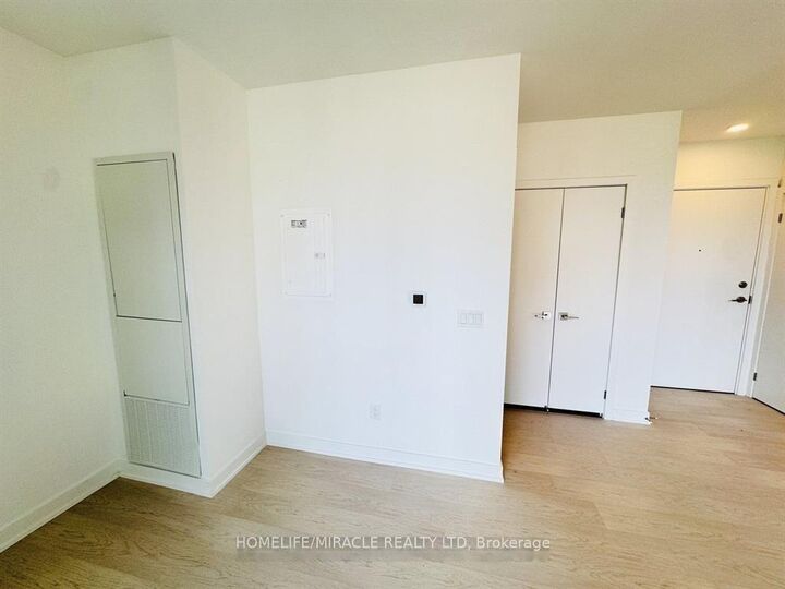 Property Photo:  252 Church Street 511  ON M5B 0E6 