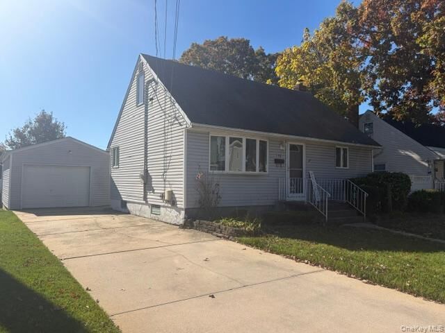 Property Photo: 148 N Kings Avenue NY 11758