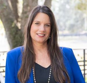 Tasha Quilling-Hofer, Sales Associate in Clermont, Hubbard Hansen