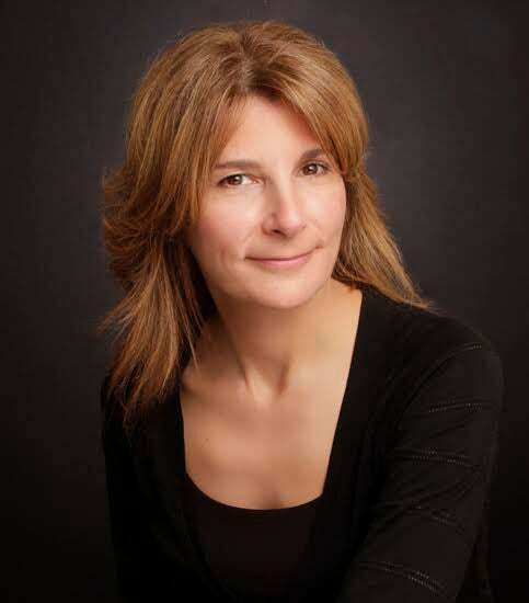 Luisa Figlia, Associate Real Estate Broker in Warwick, Green Team