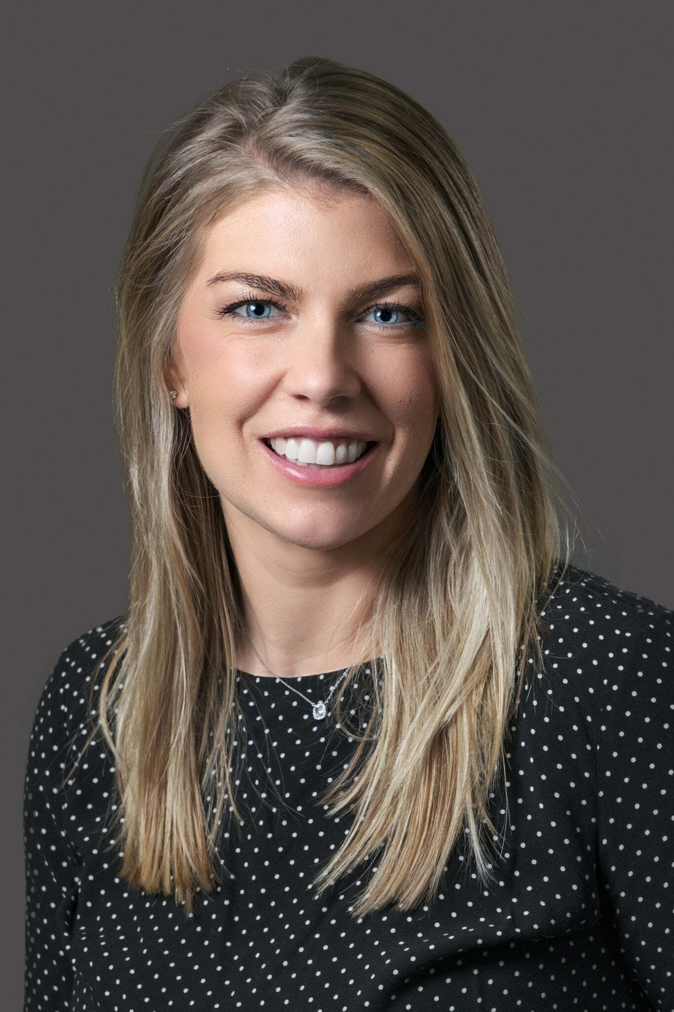 Amy Holtz, Real Estate Broker in Zionsville, Scheetz