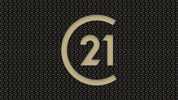 Emily Winburn,  in Saint Petersburg, Wolf's Crossing Realty