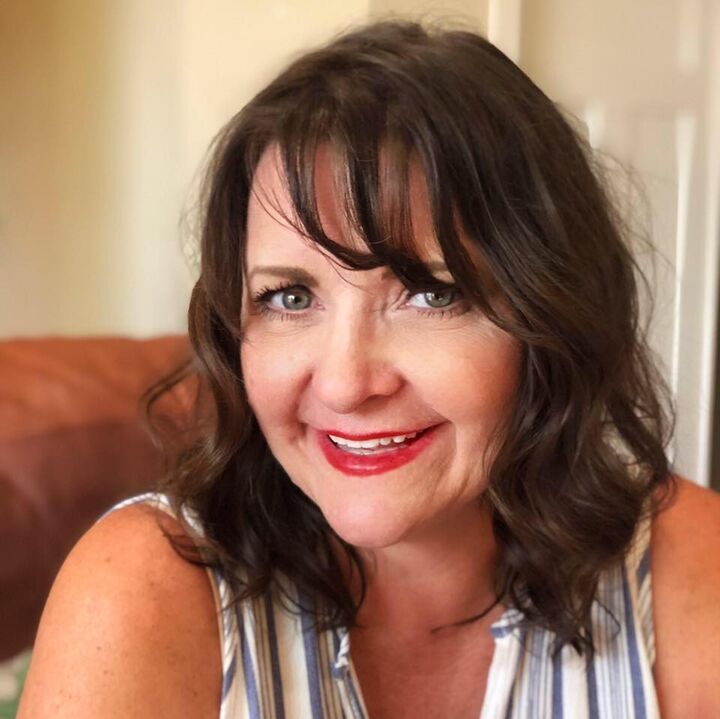 Joanne Santaella, Real Estate Salesperson in Roseville, Reliance Partners