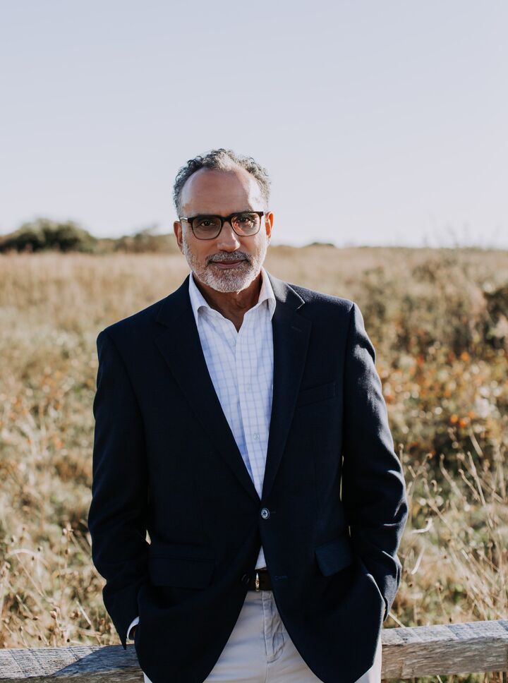 Jose Aguon, Real Estate Salesperson in Newport, Gustave White