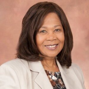Felicia Nault, Real Estate Salesperson in Anaheim, Affiliated