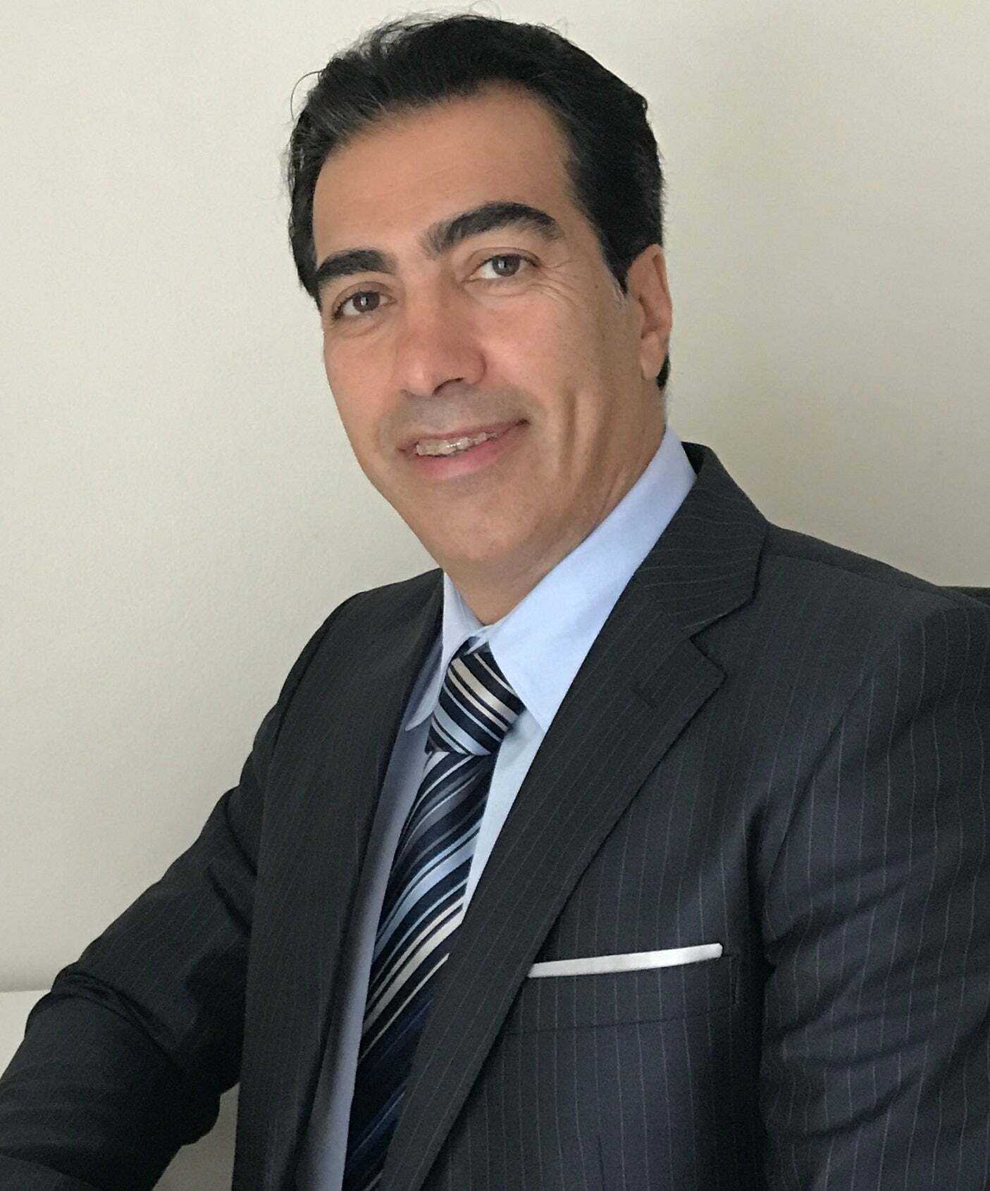 Ali Kourosmehr, Real Estate Salesperson in Irvine, Platinum Properties