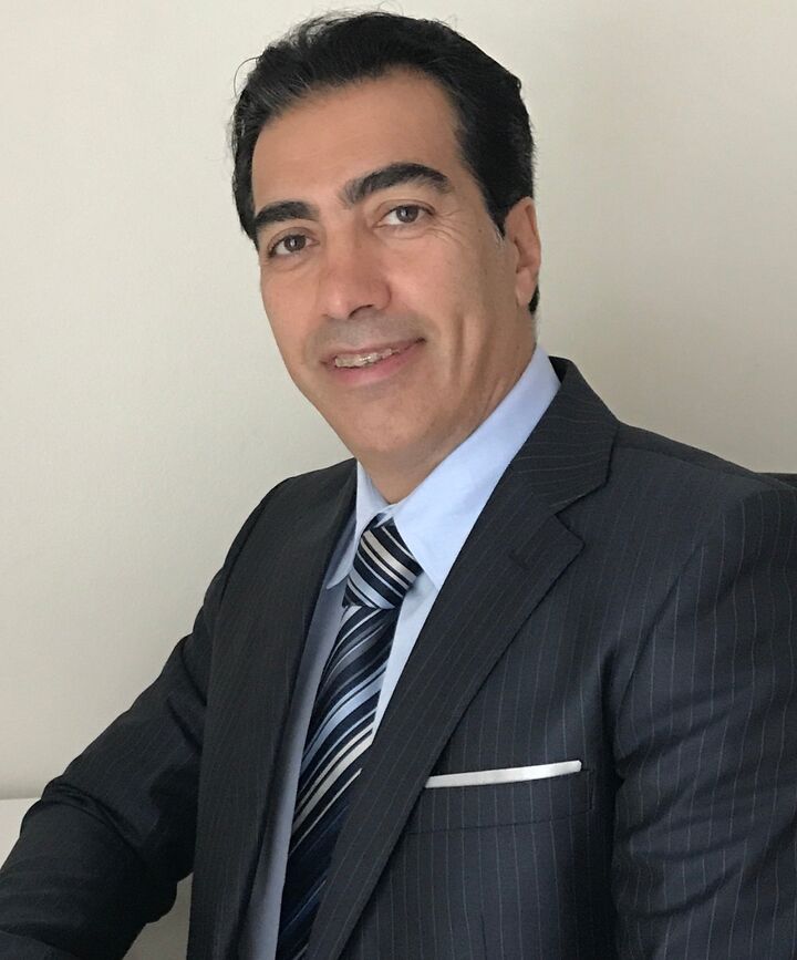 Ali Kourosmehr, Real Estate Salesperson in Irvine, Platinum Properties