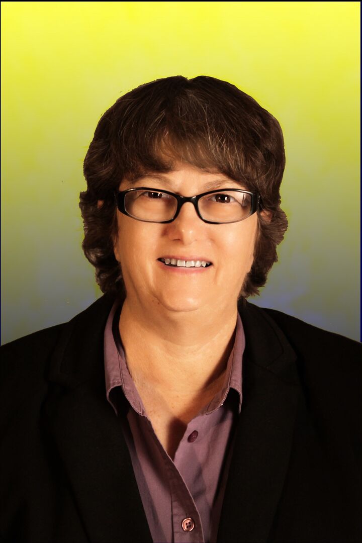 Vicki Root, Real Estate Salesperson in Inverness, J W Morton Real Estate, Inc.
