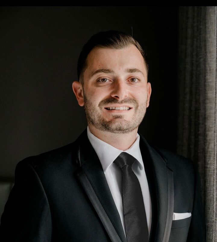 Thomas Mondello,  in Caldwell, Cedarcrest Realty, Inc.