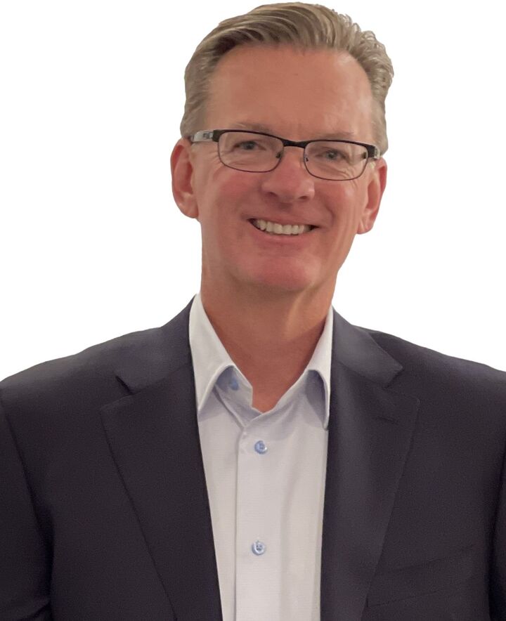 Michael McCatty, Associate Real Estate Broker in Schererville, Circle