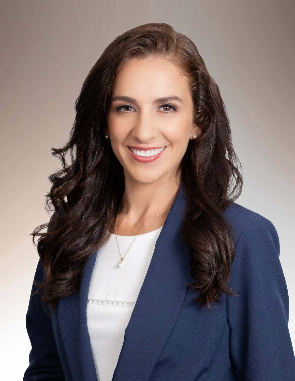 Alison Rouse, Real Estate Salesperson in Honolulu, Advantage Realty