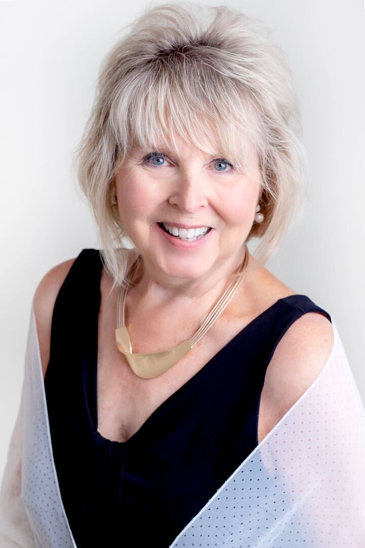 Cathy Roberts, Real Estate Salesperson in Greenfield, Cohn & Company ERA Powered