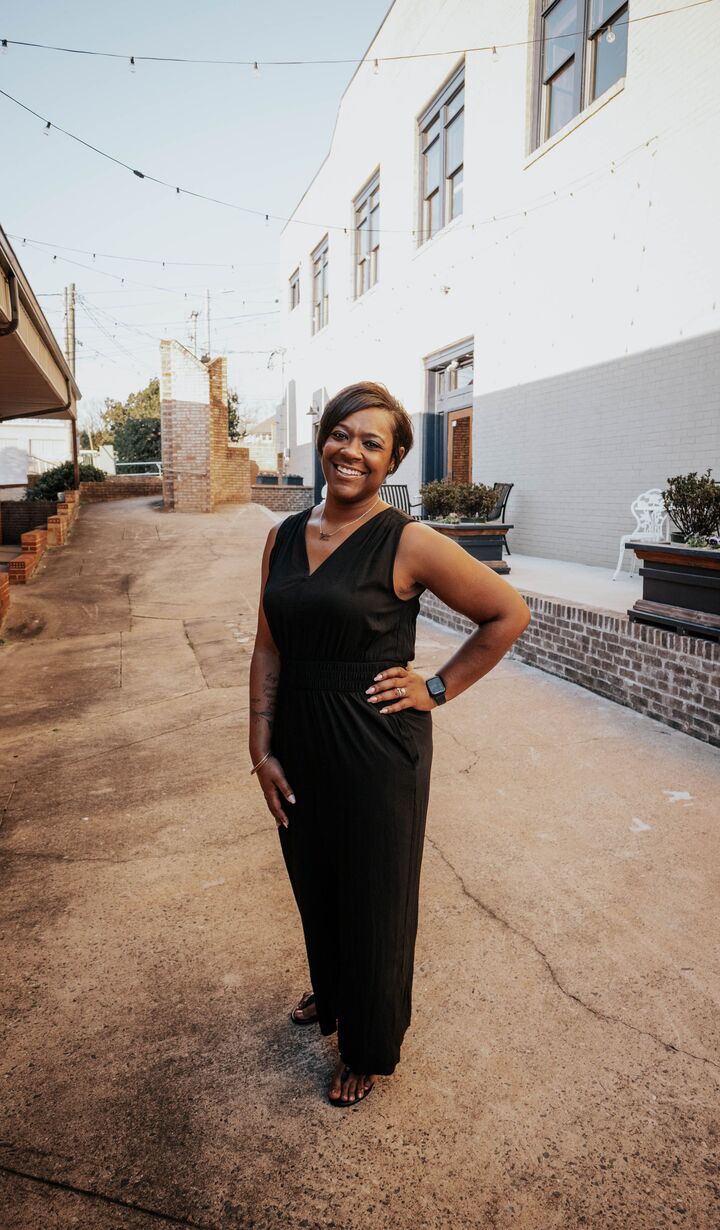 Victoria Lawson, Real Estate Broker in Kings Mountain, Mountain View Real Estate