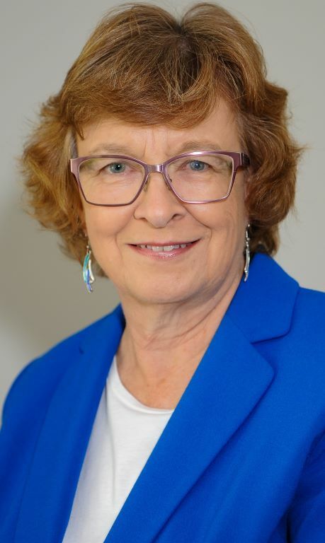 Gladys Munro, Realtor in Kincardine, Coldwell Banker Peter Benninger Realty, Brokerage