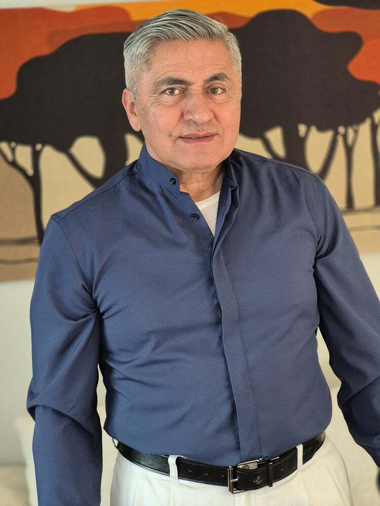 Fabio Urrego, Real Estate Salesperson in Winchester, Premier