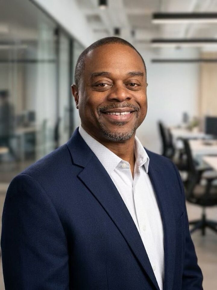 Anthony Freeman, Real Estate Salesperson in Flushing, Signature Realty