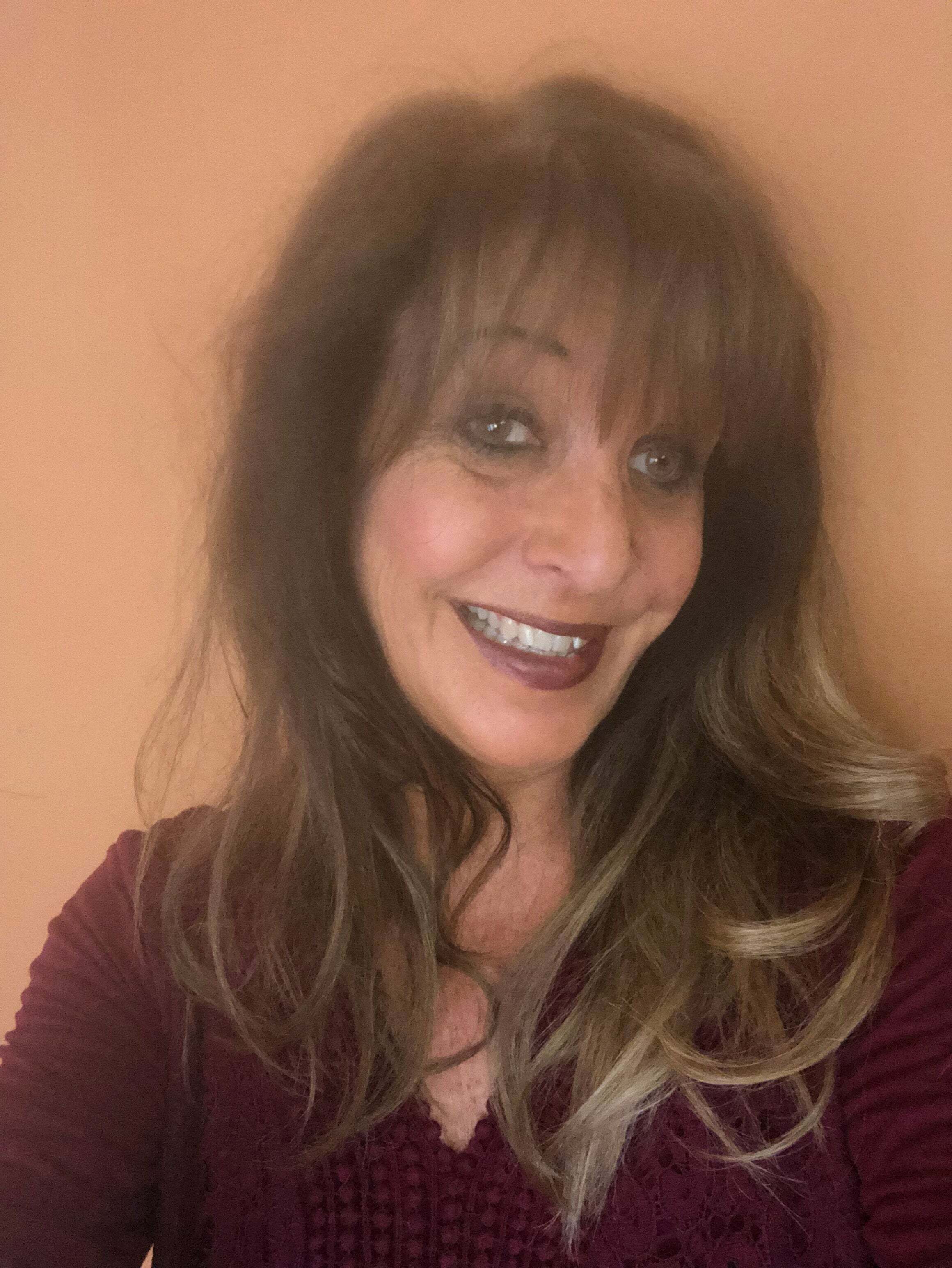 Carinne Price Kuehl, Real Estate Salesperson in Rockford, Affiliated